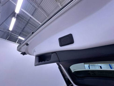 Used 2025 Toyota RAV4 XLE Premium FWD image 41