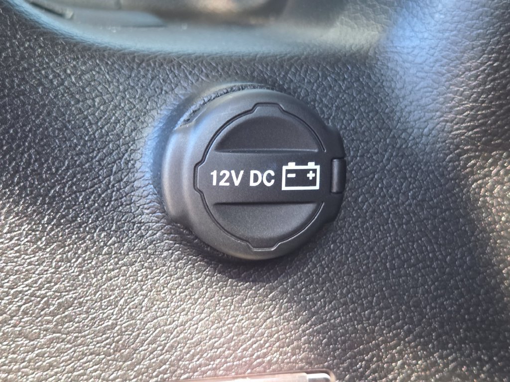 Used 2022 Jeep Wrangler Sport AWD/4WD image 28