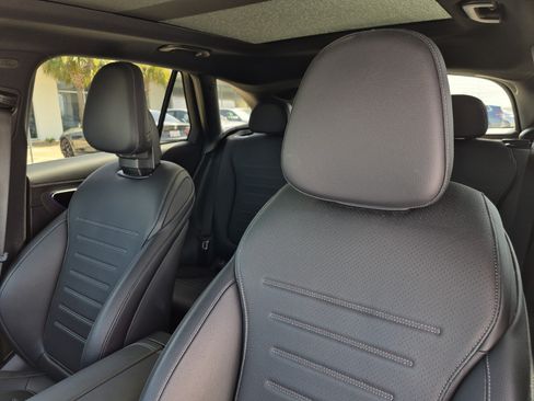 Used 2024 Mercedes-Benz GLC 300 image 14