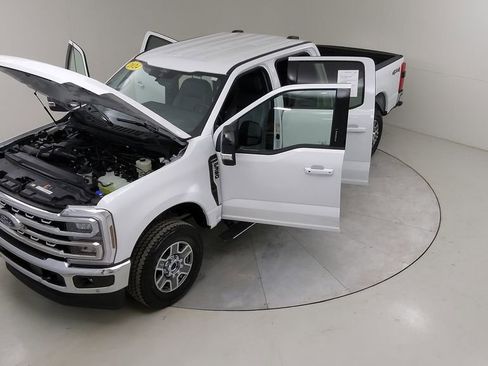Used 2024 Ford F350 Lariat w/ Lariat Ultimate Package image 59