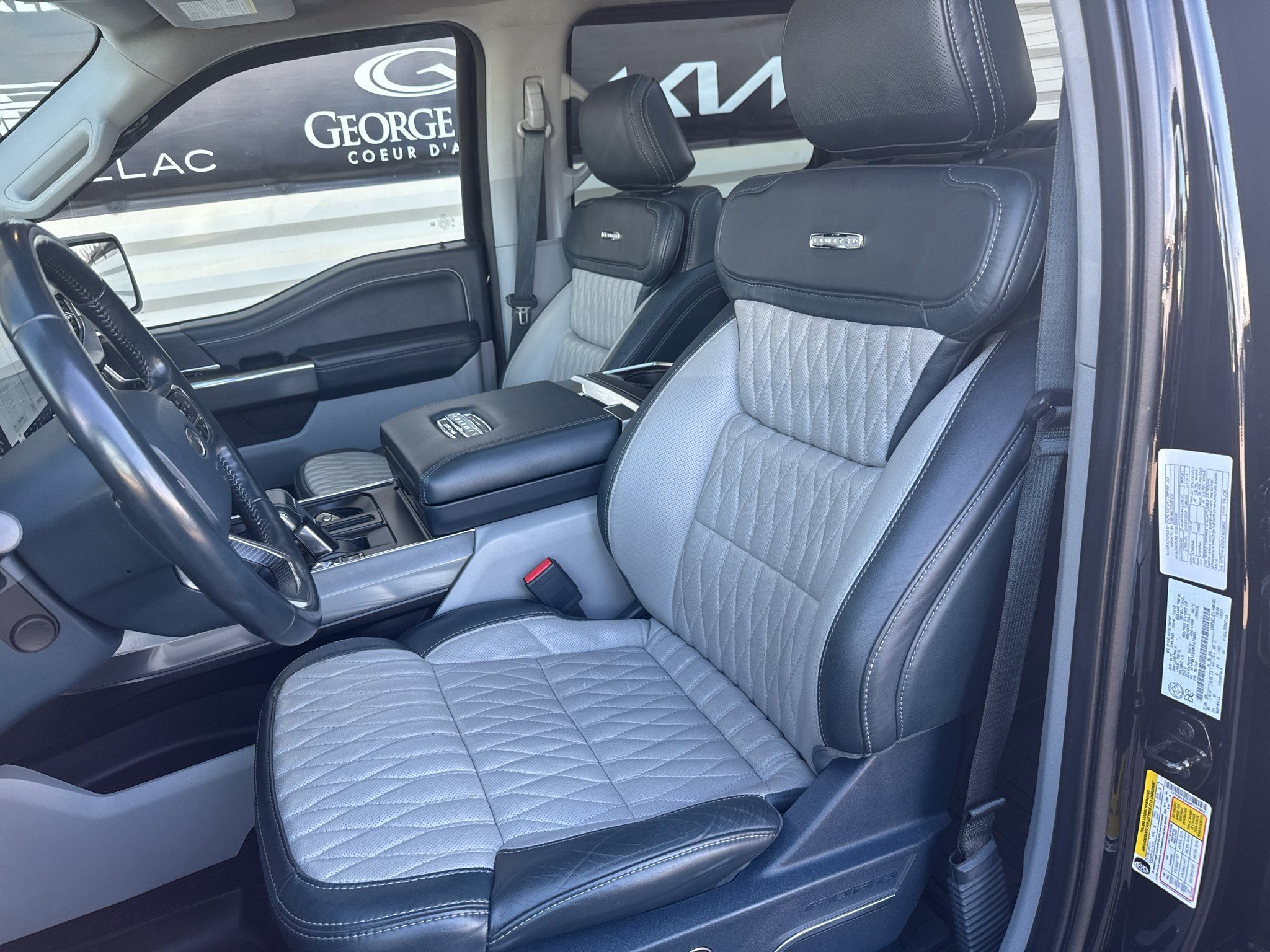 Used 2022 Ford F150 Limited AWD/4WD image 11