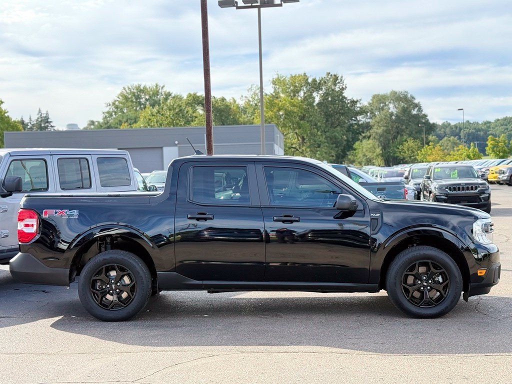 Used 2024 Ford Maverick XLT w/ Equipment Group 300A Standard AWD/4WD image 28
