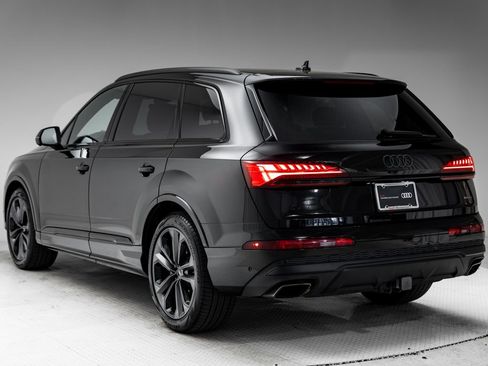 Certified 2025 Audi Q7 3.0T Prestige w/ Prestige Package AWD/4WD image 3