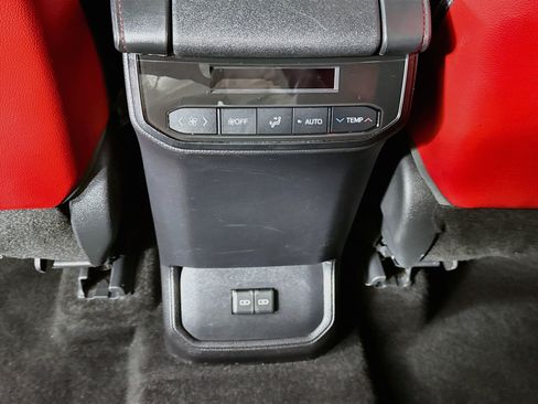 Used 2022 Toyota Highlander XSE w/ Protection Package #3 (TMS) AWD/4WD image 28