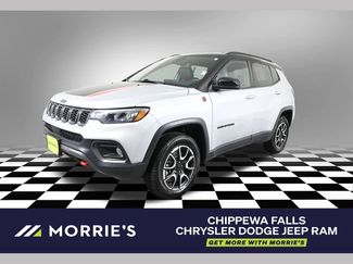 Used 2024 Jeep Compass Trailhawk AWD/4WD video 1