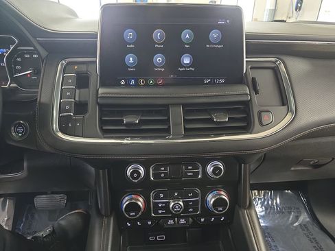 Used 2021 GMC Yukon XL AT4 w/ AT4 Premium Plus Package AWD/4WD image 21