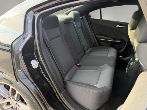 Used 2019 Dodge Charger SXT AWD/4WD image 50