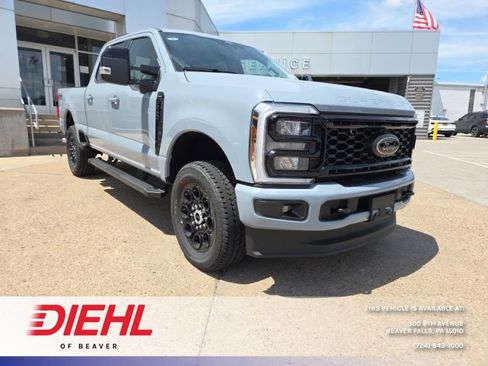 New 2026 Ford F250 Lariat w/ Black Appearance Package AWD/4WD image 1