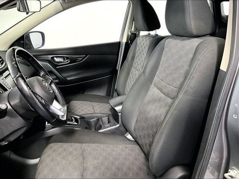 Used 2022 Nissan Rogue Sport SV FWD image 13