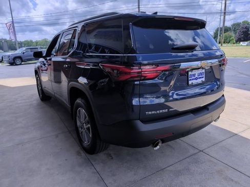 Used 2023 Chevrolet Traverse LT AWD/4WD image 6