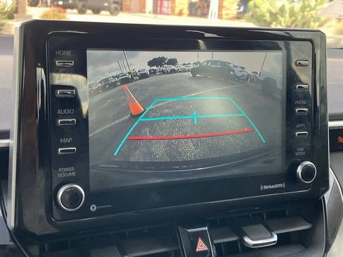 Used 2021 Toyota Corolla LE FWD image 22