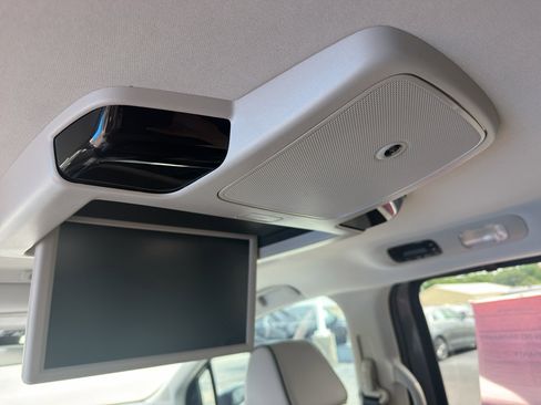 Used 2025 Honda Odyssey Elite image 16