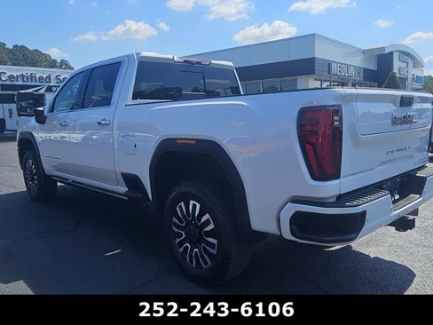 Used 2024 GMC Sierra 2500 Denali Ultimate AWD/4WD image 5