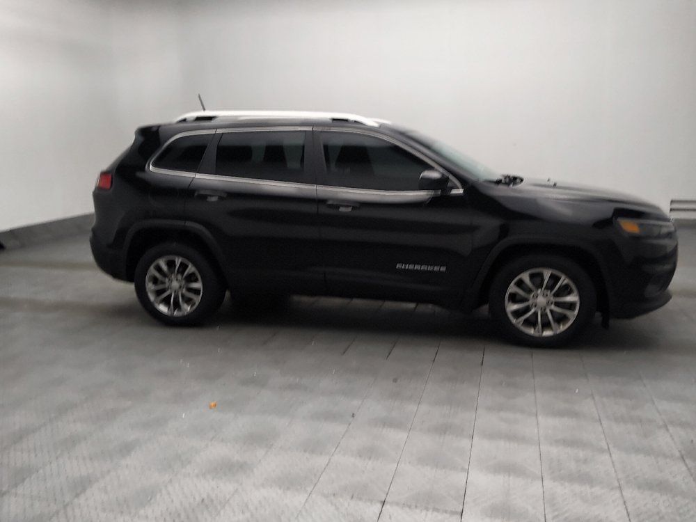 Used 2019 Jeep Cherokee Latitude Plus w/ Comfort/Convenience Group FWD image 11