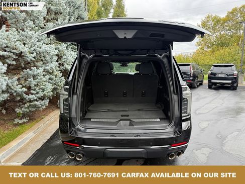 Used 2025 Chevrolet Suburban RST image 39