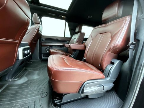 Used 2024 Ford Expedition Max Limited image 23