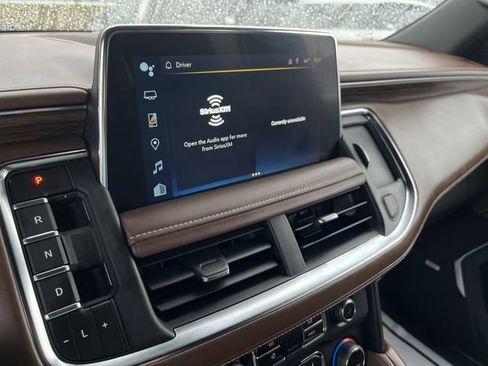 Used 2023 Chevrolet Tahoe High Country AWD/4WD image 16