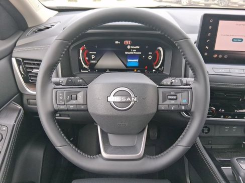 New 2026 Nissan Rogue Platinum AWD/4WD image 10