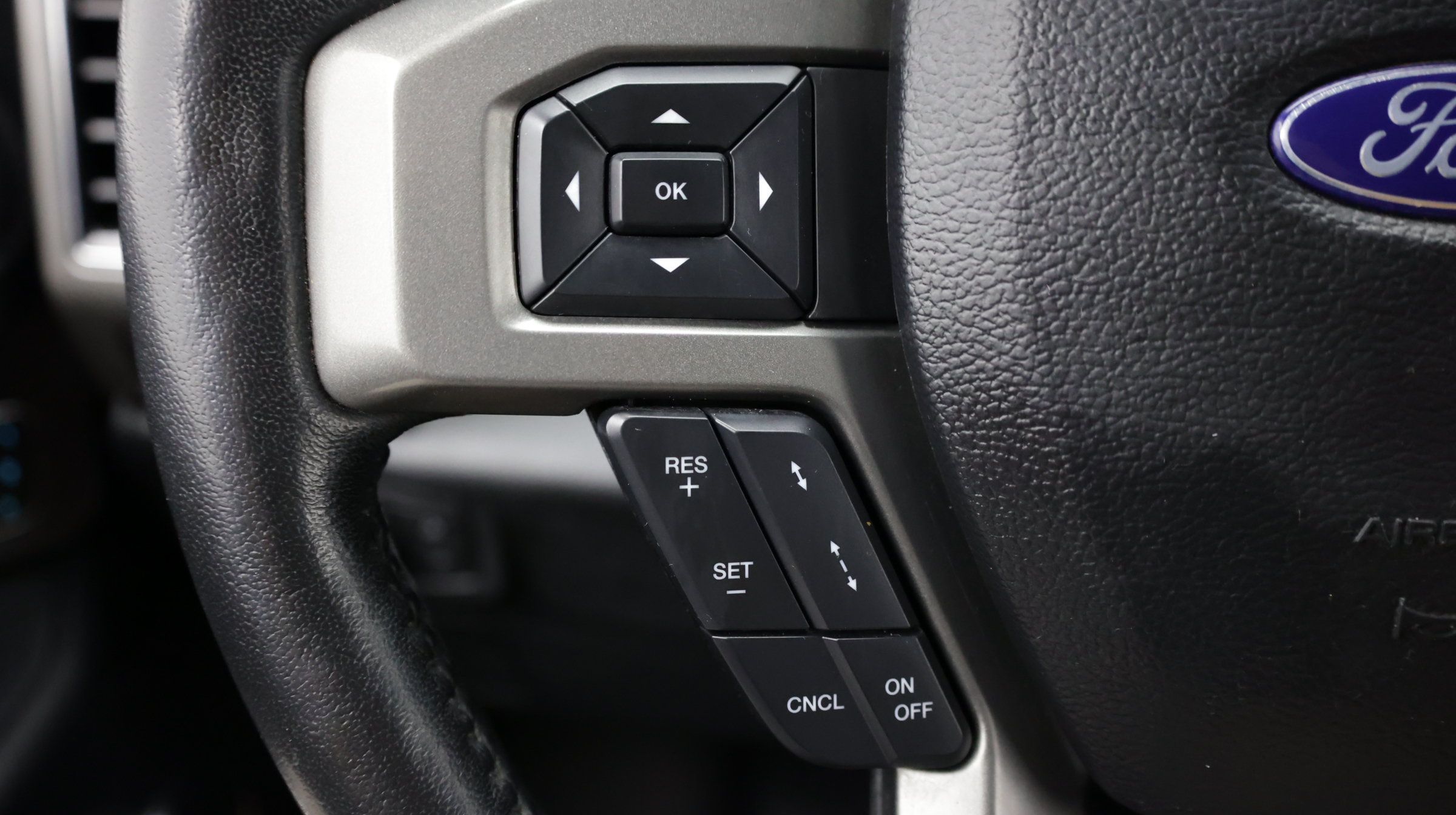 Used 2021 Ford Expedition XLT RWD image 25
