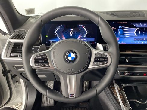 New 2026 BMW X7 xDrive40i image 11