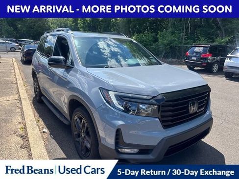 Used 2025 Honda Passport Black Edition image 1