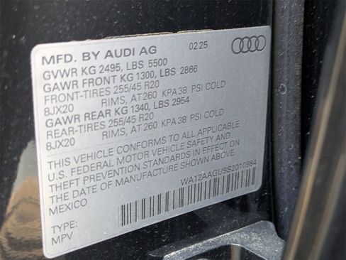 New 2025 Audi Q5 Premium Plus image 17