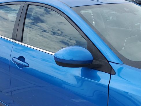 Used 2025 Nissan Sentra SV FWD image 10
