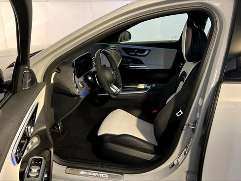 New 2026 Mercedes-Benz E 53 AMG e 4MATIC Sedan image 13