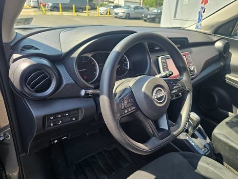 Used 2024 Nissan Kicks S FWD image 22