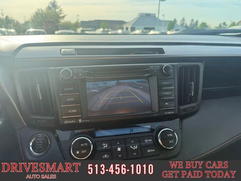 Used 2016 Toyota RAV4 SE image 16