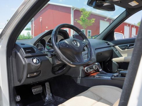 Used 2010 Mercedes-Benz C 63 AMG Sedan image 10
