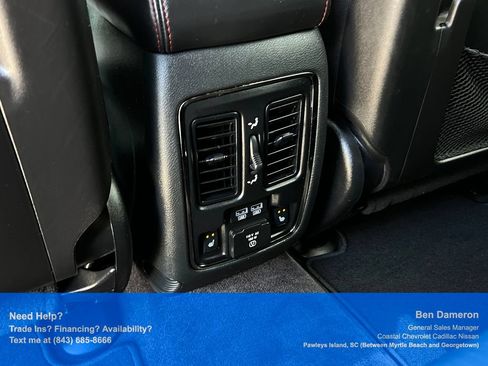 Used 2018 Dodge Durango R/T w/ Blacktop Package RWD image 19
