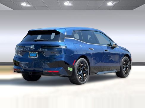 Used 2023 BMW iX M60 w/ Executive Package AWD/4WD image 9