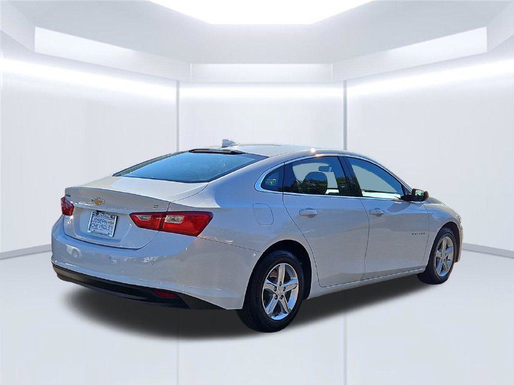 Used 2024 Chevrolet Malibu LT FWD image 5