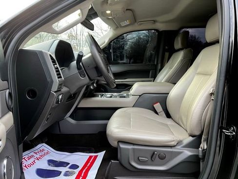 Used 2020 Ford Expedition XLT w/ Equipment Group 202A image 13