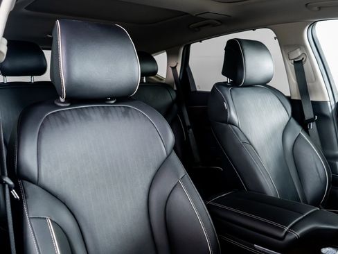 Used 2024 Genesis GV80 3.5T Advanced image 28