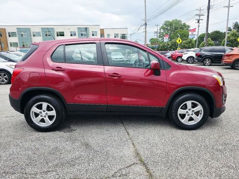 Used 2015 Chevrolet Trax LS AWD/4WD image 4