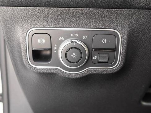 Certified 2026 Mercedes-Benz GLB 250 4MATIC image 15