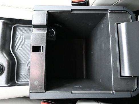 New 2026 Ford Explorer Active w/ Active Comfort Package RWD image 19