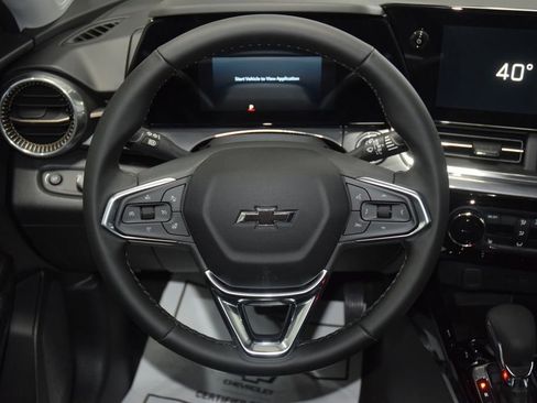 New 2026 Chevrolet Trax ACTIV w/ Sunroof Package FWD image 34