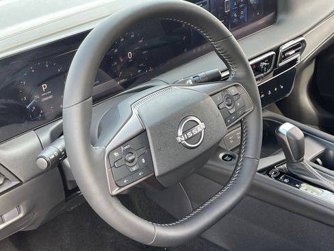 New 2026 Nissan Sentra SV w/ SV Convenience Package FWD image 9