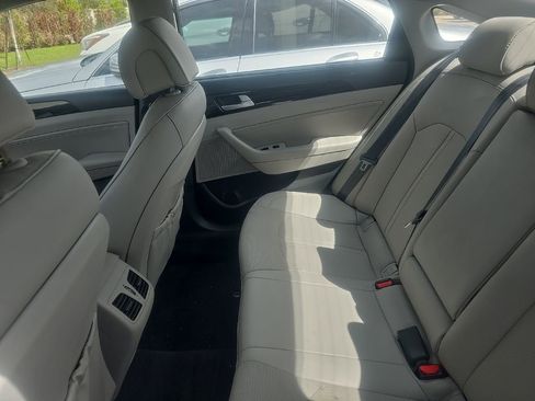 Used 2016 Hyundai Sonata Limited w/ Option Group 05 image 8