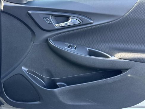 Used 2024 Chevrolet Malibu LT image 24