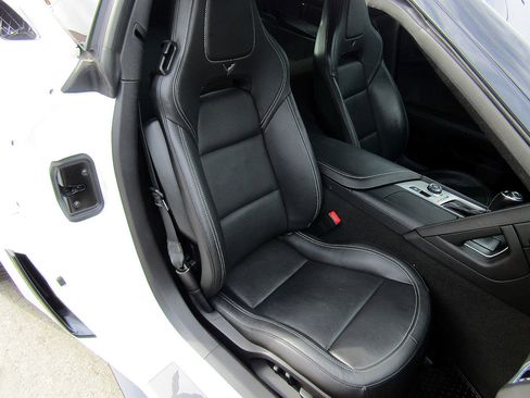 Used 2019 Chevrolet Corvette Grand Sport image 12