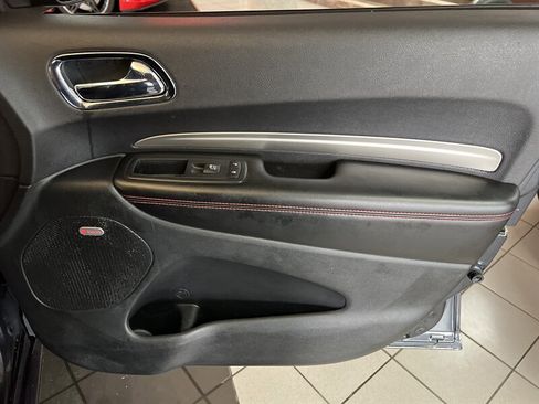 Used 2015 Dodge Durango R/T image 32