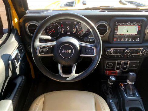 Used 2018 Jeep Wrangler Unlimited Rubicon AWD/4WD image 6