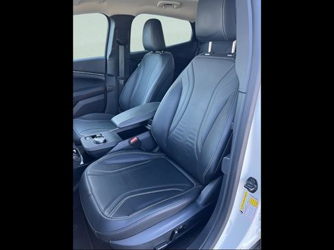 Used 2024 Ford Mustang Mach-E Premium image 12