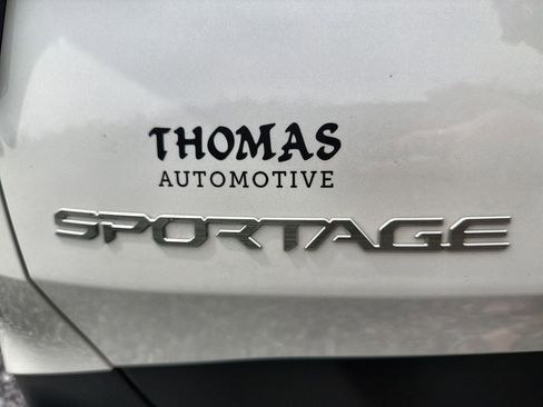 Used 2023 Kia Sportage LX AWD/4WD image 38