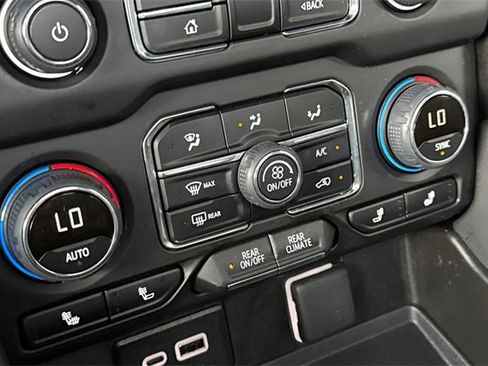 Used 2024 Chevrolet Tahoe Z71 w/ Z71 Off-Road Package image 29