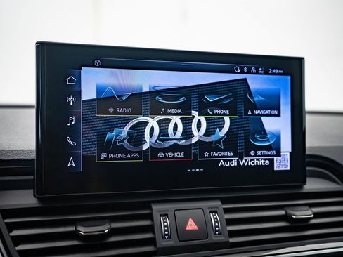 Certified 2024 Audi Q5 2.0T Premium w/ Convenience Package image 30